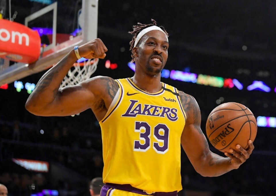 与冠军竞争 与冠军竞争