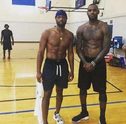 典礼的重型 典礼的重型