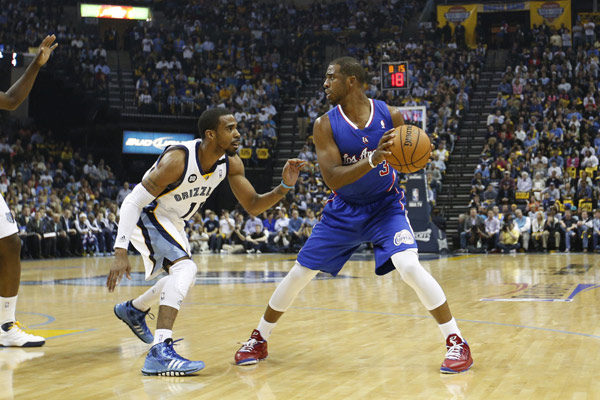 防守战给出 防守战给出